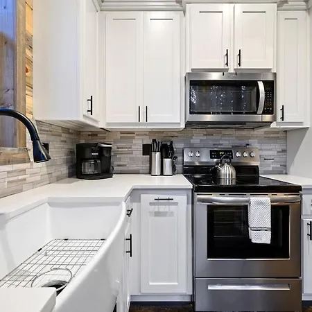 Brand New Luxury 2 Bedroom With Loft And Spa Sleeps 10 Broken Bow Exterior photo