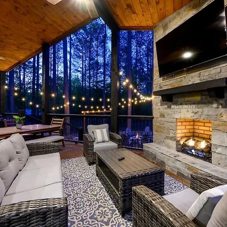 Brand New Luxury 2 Bedroom With Loft And Spa Sleeps 10 Broken Bow Exterior photo